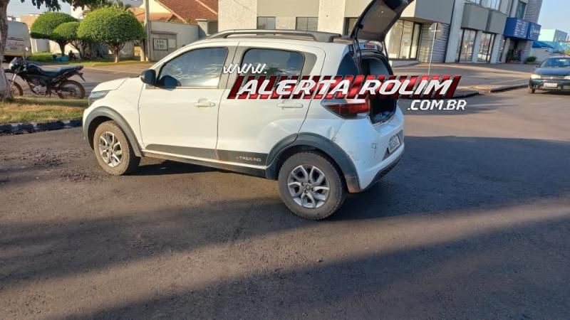 Colisão entre carro e moto na Barão de Melgaço resultou em uma pessoa ferida em Rolim de Moura Colisão entre carro e moto na Barão de Melgaço resultou em uma pessoa ferida em Rolim de Moura