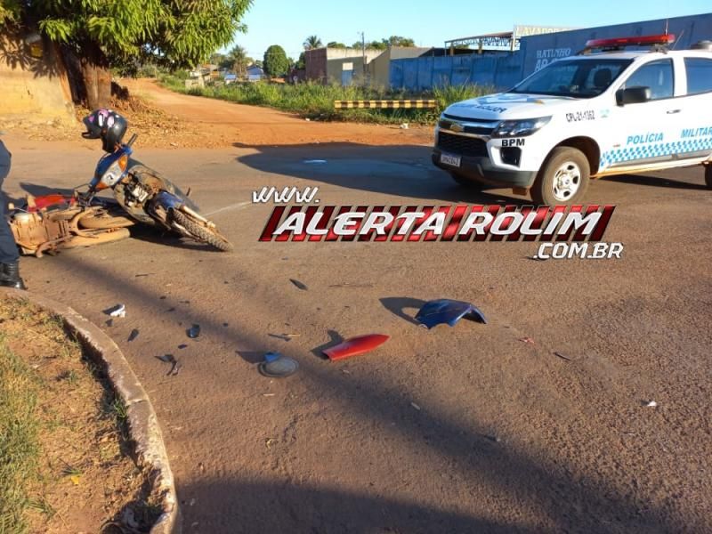 Colisão entre duas Biz foi registrada nesta manhã em Rolim de Moura Colisão entre duas Biz foi registrada nesta manhã em Rolim de Moura