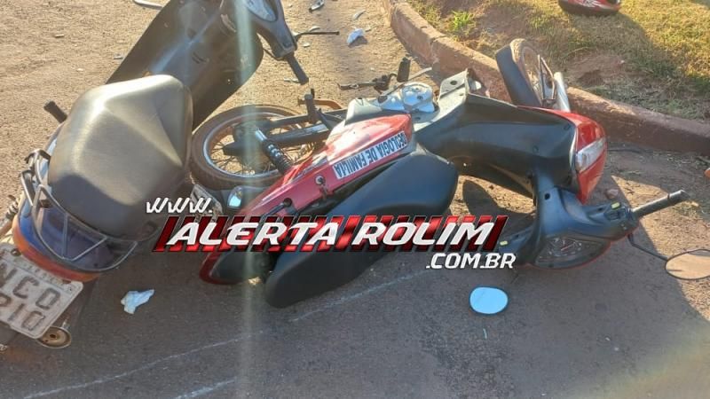 Colisão entre duas Biz foi registrada nesta manhã em Rolim de Moura Colisão entre duas Biz foi registrada nesta manhã em Rolim de Moura