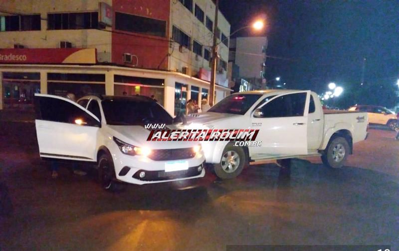 Mais uma acidente de trânsito foi registrado nesta noite em Rolim de Moura Mais uma acidente de trânsito foi registrado nesta noite em Rolim de Moura