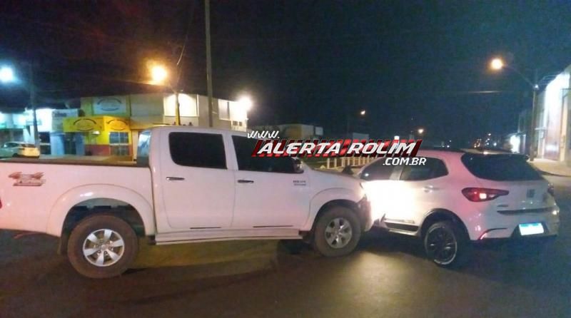 Mais uma acidente de trânsito foi registrado nesta noite em Rolim de Moura Mais uma acidente de trânsito foi registrado nesta noite em Rolim de Moura