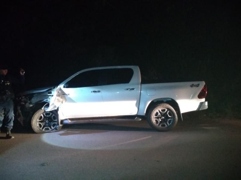 Motociclista sofreu fratura de perna após colisão em caminhonete na RO-010 em Nova Brasilândia Motociclista sofreu fratura de perna após colisão em caminhonete na RO-010 em Nova Brasilândia