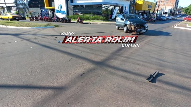 Terceiro acidente de trânsito do dia envolveu dois carros e uma bicicleta em Rolim de Moura Terceiro acidente de trânsito do dia envolveu dois carros e uma bicicleta em Rolim de Moura