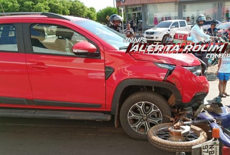 Acidente de trânsito nesta tarde deixou um ferido em Rolim de Moura Acidente de trânsito nesta tarde deixou um ferido em Rolim de Moura
