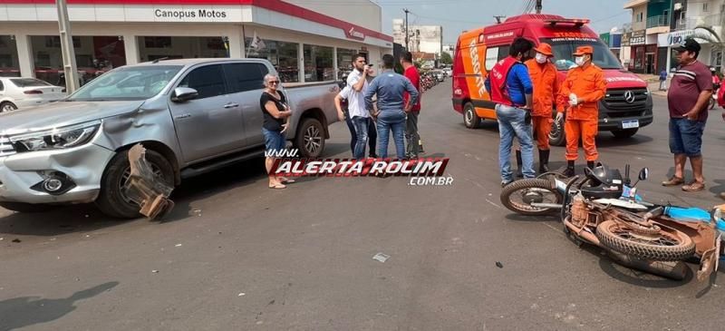 Acidente envolvendo mototáxi e caminhonete foi registrado nesta quinta-feira em Rolim de Moura Acidente envolvendo mototáxi e caminhonete foi registrado nesta quinta-feira em Rolim de Moura