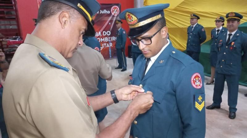 Corpo de Bombeiros Militar de Rolim de Moura passou a ser o 6° Grupamento - Vídeo Corpo de Bombeiros Militar de Rolim de Moura passou a ser o 6° Grupamento - Vídeo