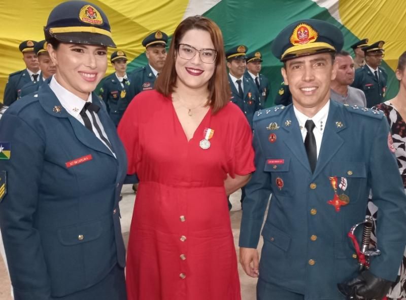 Corpo de Bombeiros Militar de Rolim de Moura passou a ser o 6° Grupamento - Vídeo Corpo de Bombeiros Militar de Rolim de Moura passou a ser o 6° Grupamento - Vídeo