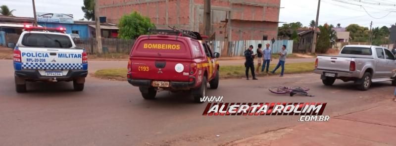 Criança foi atingida por caminhonete enquanto andava de bicicleta pelo bairro Beira Rio em Rolim de Moura Criança foi atingida por caminhonete enquanto andava de bicicleta pelo bairro Beira Rio em Rolim de Moura