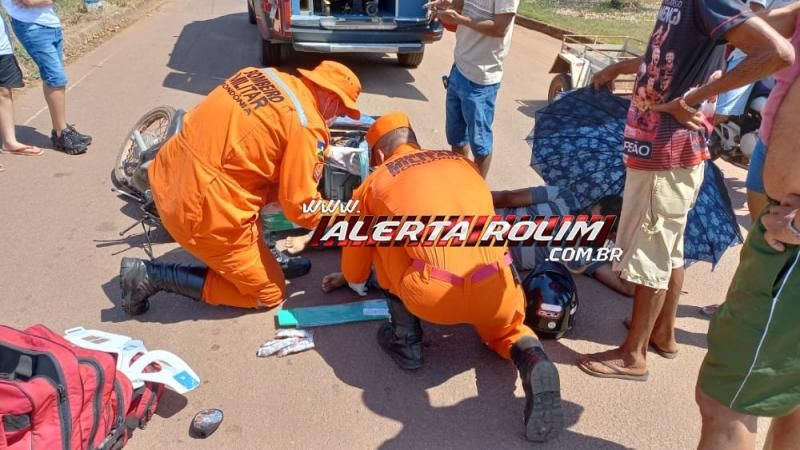 Avô e neta ficaram feridos após sofrerem queda de moto nesta manhã em Rolim de Moura; Condutor fraturou a perna Avô e neta ficaram feridos após sofrerem queda de moto nesta manhã em Rolim de Moura; Condutor fraturou a perna