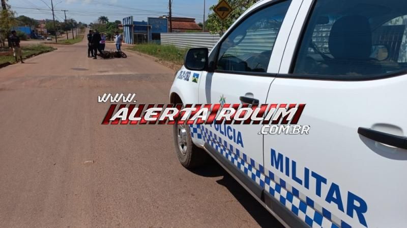 Avô e neta ficaram feridos após sofrerem queda de moto nesta manhã em Rolim de Moura; Condutor fraturou a perna Avô e neta ficaram feridos após sofrerem queda de moto nesta manhã em Rolim de Moura; Condutor fraturou a perna