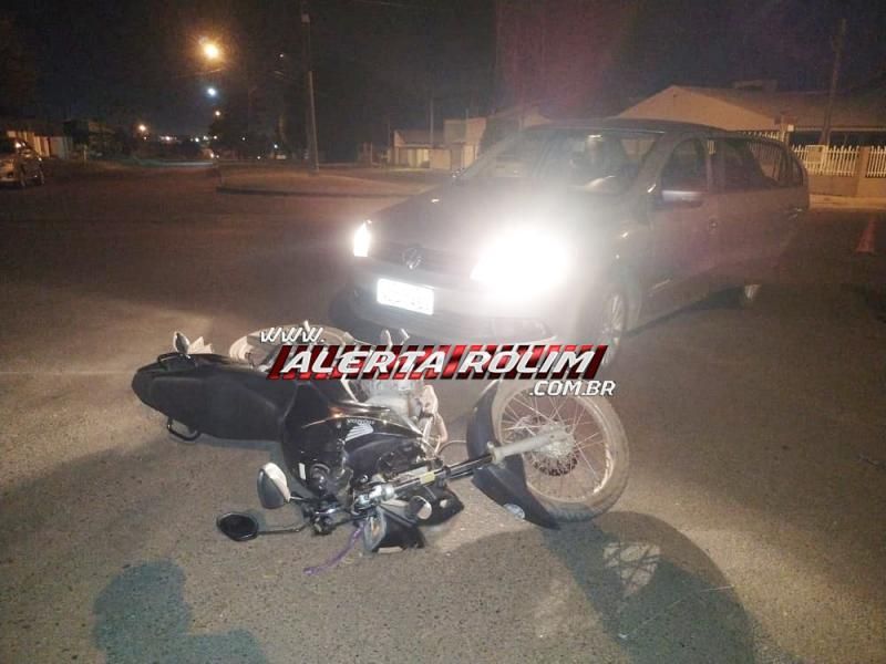 Gestante e criança foram socorridas após colisão entre carro e moto em Rolim de Moura Gestante e criança foram socorridas após colisão entre carro e moto em Rolim de Moura