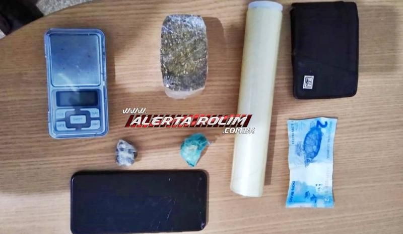 Homem, que possui várias passagens pela justiça foi preso novamente pela Polícia Militar em Rolim de Moura por crime de tráfico de drogas Homem, que possui várias passagens pela justiça foi preso novamente pela Polícia Militar em Rolim de Moura por crime de tráfico de drogas