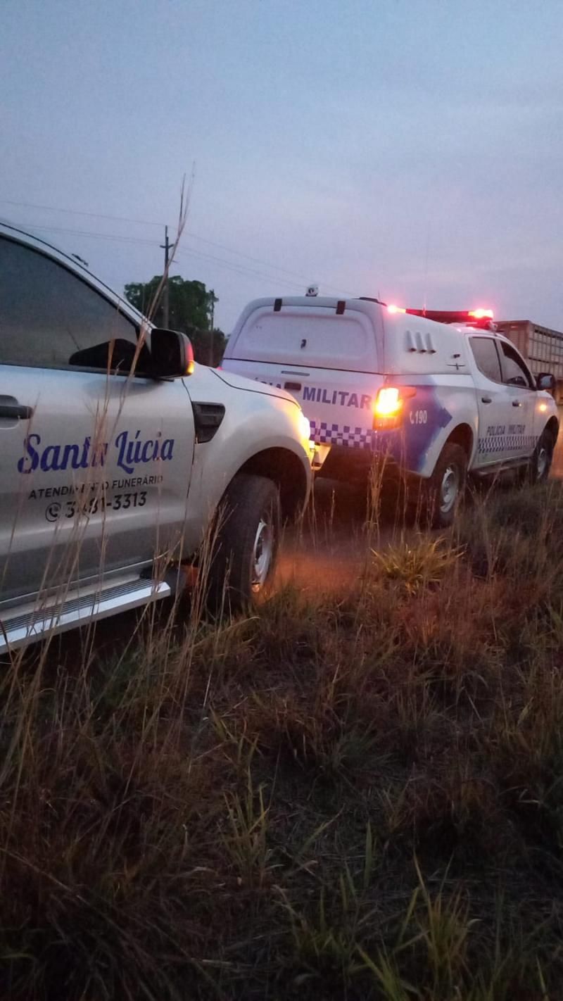 Morador de Pimenta Bueno perde a vida após carro capotar na RO-387 em Espigão do Oeste Morador de Pimenta Bueno perde a vida após carro capotar na RO-387 em Espigão do Oeste