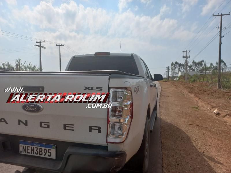 Motociclista foi socorrido após bater na traseira de caminhonete nesta manhã em Nova Brasilândia do Oeste Motociclista foi socorrido após bater na traseira de caminhonete nesta manhã em Nova Brasilândia do Oeste