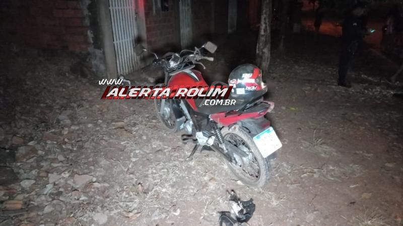 Motociclista sofreu grave fratura e foi transferido para Cacoal após queda na noite de ontem em Rolim de Moura Motociclista sofreu grave fratura e foi transferido para Cacoal após queda na noite de ontem em Rolim de Moura