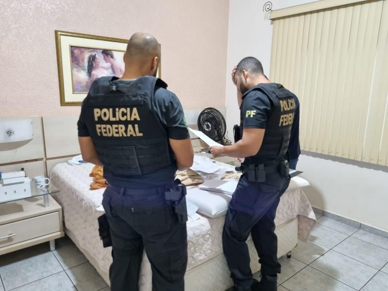 Investigação da PF aponta que testes para COVID-19 foram comprados com superfaturamento de quase 40% Investigação da PF aponta que testes para COVID-19 foram comprados com superfaturamento de quase 40%