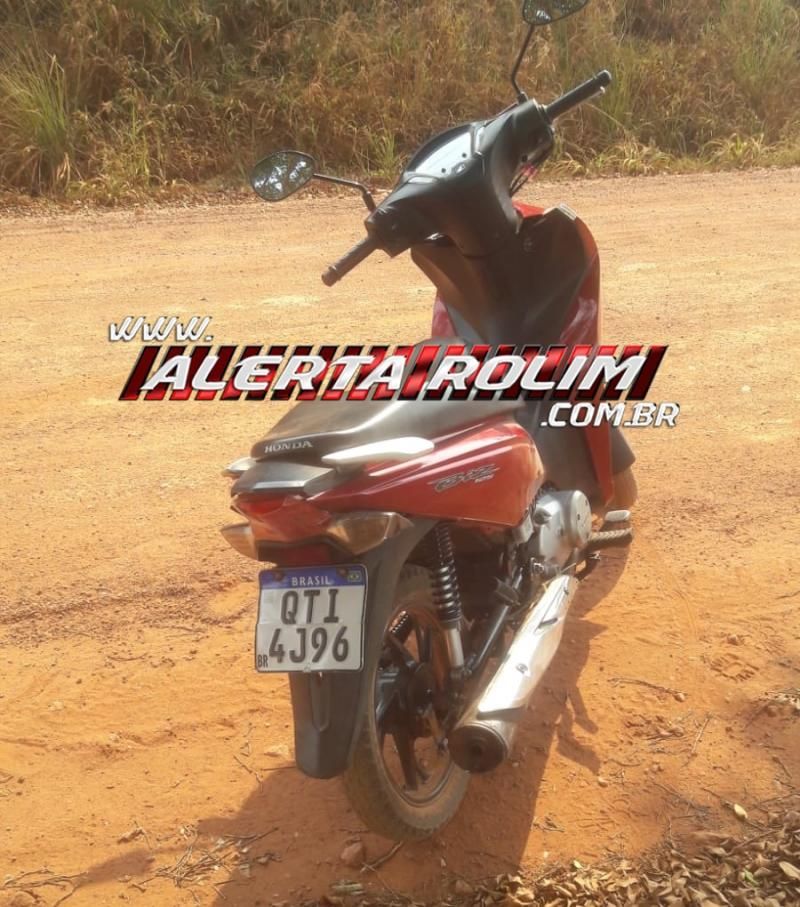 Polícia Militar recuperou moto que foi roubada nesta manhã em Rolim de Moura Polícia Militar recuperou moto que foi roubada nesta manhã em Rolim de Moura