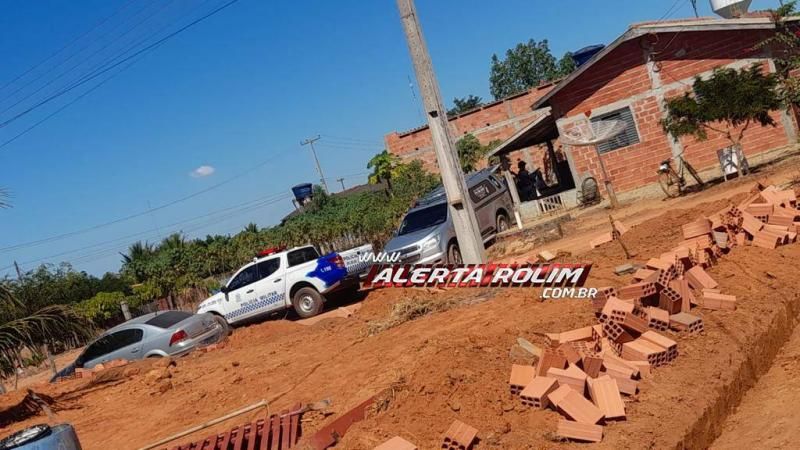 03 homens, acusados de matar idoso no distrito em Nova Estrela foram presos durante trabalho em conjunto da Polícia Civil e Polícia Militar 03 homens, acusados de matar idoso no distrito em Nova Estrela foram presos durante trabalho em conjunto da Polícia Civil e Polícia Militar