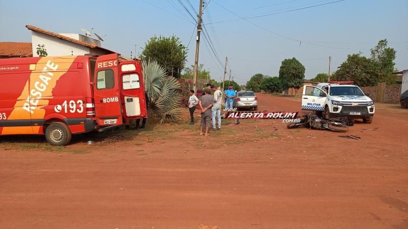 Colisão entre carro em moto nesta manhã de segunda-feira deixou casal ferido em Rolim de Moura Colisão entre carro em moto nesta manhã de segunda-feira deixou casal ferido em Rolim de Moura