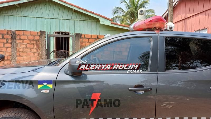 Acusado de tráfico de drogas foi preso durante operação conjunta da Polícia Militar e Polícia Civil em Rolim de Moura Acusado de tráfico de drogas foi preso durante operação conjunta da Polícia Militar e Polícia Civil em Rolim de Moura