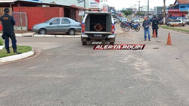 Adolescente conduzindo moto ficou ferido após colisão com carro em Rolim de Moura Adolescente conduzindo moto ficou ferido após colisão com carro em Rolim de Moura