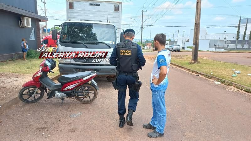 Colisão entre carro e moto foi registrada neste sábado em Rolim de Moura Colisão entre carro e moto foi registrada neste sábado em Rolim de Moura