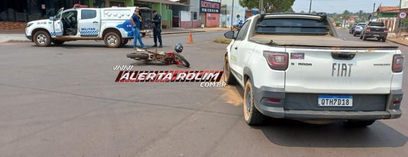 Colisão entre carro e moto nesta quarta-feira resultou em um ferido em Rolim de Moura Colisão entre carro e moto nesta quarta-feira resultou em um ferido em Rolim de Moura