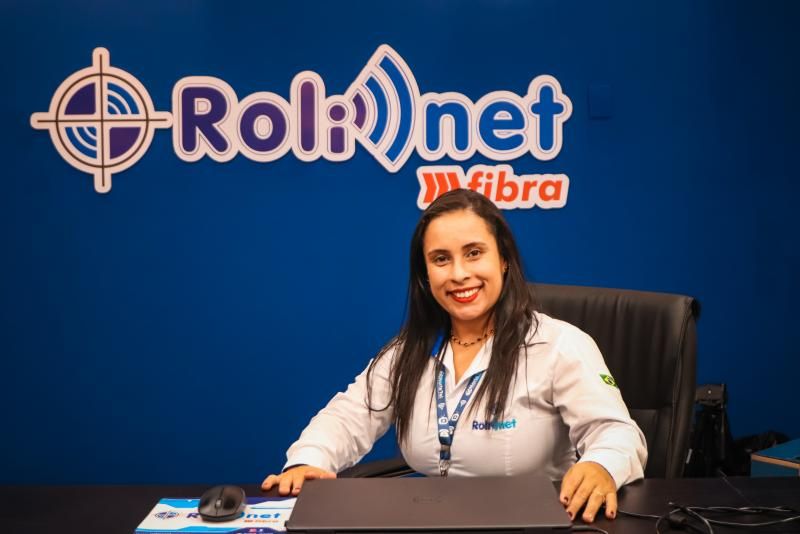 Happy Hour com música ao vivo marca inauguração da terceira filial da Rolim Net em Rolim de Moura Happy Hour com música ao vivo marca inauguração da terceira filial da Rolim Net em Rolim de Moura