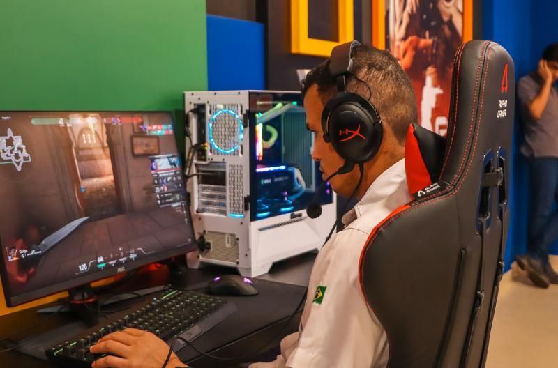 Happy Hour com música ao vivo marca inauguração da terceira filial da Rolim Net em Rolim de Moura Happy Hour com música ao vivo marca inauguração da terceira filial da Rolim Net em Rolim de Moura