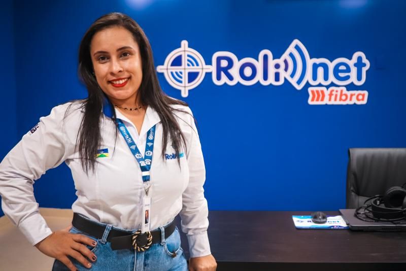 Happy Hour com música ao vivo marca inauguração da terceira filial da Rolim Net em Rolim de Moura Happy Hour com música ao vivo marca inauguração da terceira filial da Rolim Net em Rolim de Moura