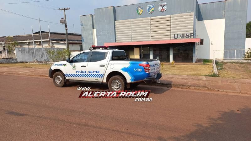 Homem, acusado de crime de roubo, com Mandado de Prisão de Ouro Preto foi preso pela equipe da PTRAN da PM em Rolim de Moura; Vídeo Homem, acusado de crime de roubo, com Mandado de Prisão de Ouro Preto foi preso pela equipe da PTRAN da PM em Rolim de Moura; Vídeo