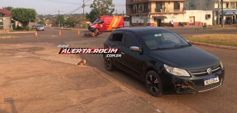 Manhã de segunda-feira registrou acidente de trânsito envolvendo carro e moto em Rolim de Moura Manhã de segunda-feira registrou acidente de trânsito envolvendo carro e moto em Rolim de Moura