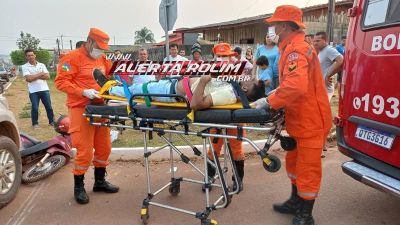 Motociclista fraturou braço após cruzar via e ser atingido por caminhonete nesta tarde em Rolim de Moura Motociclista fraturou braço após cruzar via e ser atingido por caminhonete nesta tarde em Rolim de Moura