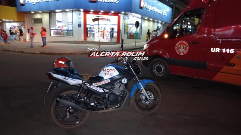 Motorista inabilitado atingiu mototaxista no Centro de Rolim de Moura Motorista inabilitado atingiu mototaxista no Centro de Rolim de Moura
