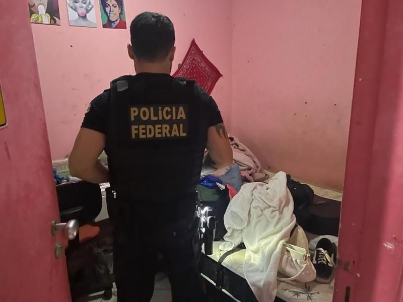 Polícia Federal realiza ‘Operação Conúbio’ contra facção criminosa em Rondônia Polícia Federal realiza ‘Operação Conúbio’ contra facção criminosa em Rondônia