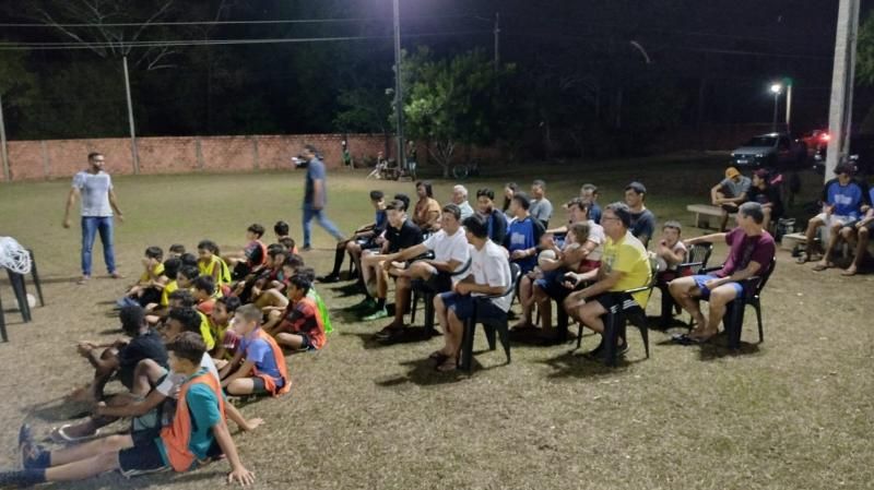Projeto FORMANDO CAMPEÕES da Escolinha de Futebol da AGEPROM foi contemplado pela Sicoob Credip para a compra de materiais esportivos em Rolim de Moura Projeto FORMANDO CAMPEÕES da Escolinha de Futebol da AGEPROM foi contemplado pela Sicoob Credip para a compra de materiais esportivos em Rolim de Moura