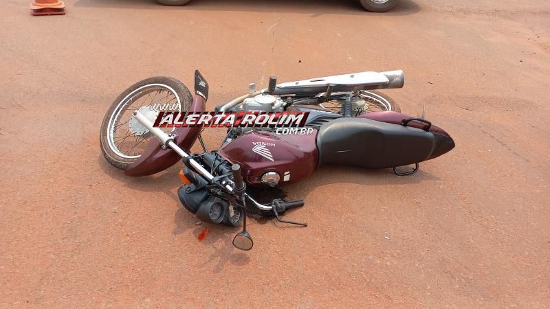 Terceiro acidente de trânsito do dia também deixou uma pessoa ferida em Rolim de Moura Terceiro acidente de trânsito do dia também deixou uma pessoa ferida em Rolim de Moura