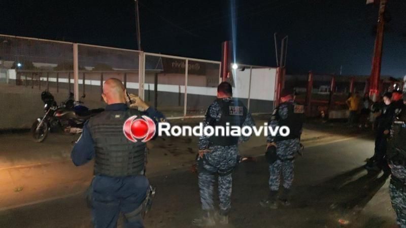 Três pessoas são assassinadas em frente a casa de shows, em RO Três pessoas são assassinadas em frente a casa de shows, em RO