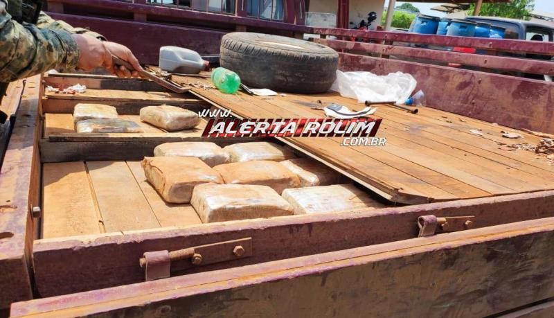 URGENTE – Grande carregamento de droga foi apreendido pela Polícia Militar do 10° Batalhão e BOPE, na região da Zona da Mata URGENTE – Grande carregamento de droga foi apreendido pela Polícia Militar do 10° Batalhão e BOPE, na região da Zona da Mata