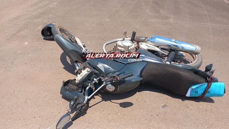 Adolescente conduzindo moto e entregador de gás ficaram feridos após colisão neste sábado em Rolim de Moura Adolescente conduzindo moto e entregador de gás ficaram feridos após colisão neste sábado em Rolim de Moura