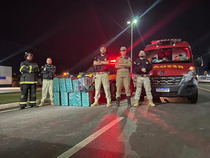 Caminhoneiro de Rolim de Moura foi preso no Mato Grosso com mais de 300 kg de cocaína em fundo falso de baú Caminhoneiro de Rolim de Moura foi preso no Mato Grosso com mais de 300 kg de cocaína em fundo falso de baú