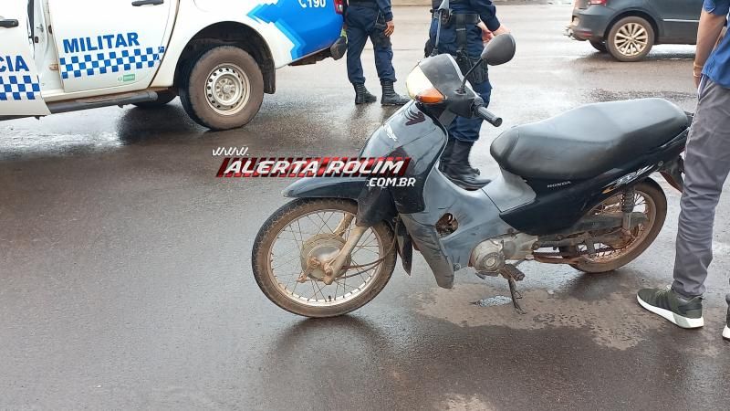 Dois acidentes de trânsito envolvendo carro e moto foram registrados nesta segunda-feira em Rolim de Moura Dois acidentes de trânsito envolvendo carro e moto foram registrados nesta segunda-feira em Rolim de Moura