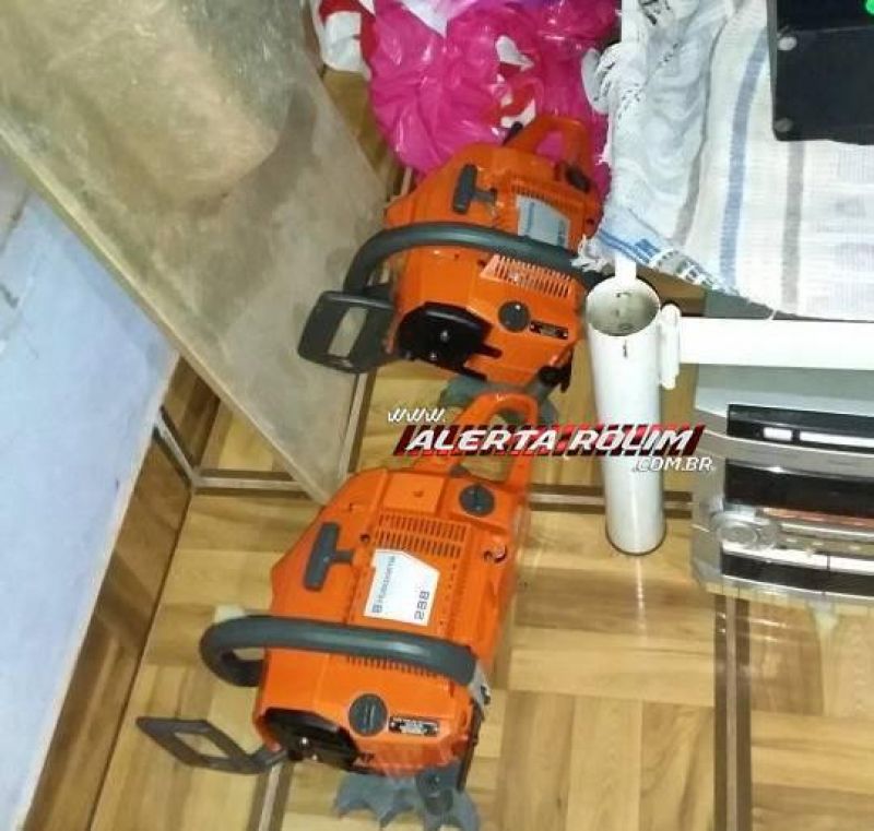 Dois motosserras furtados de comércio foram recuperados pela Polícia Militar em Rolim de Moura Dois motosserras furtados de comércio foram recuperados pela Polícia Militar em Rolim de Moura