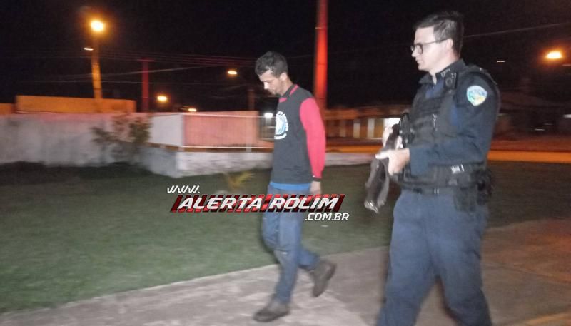 Moto furtada há 05 meses foi recuperada pela equipe da PTRAN da PM em Rolim de Moura; um homem foi preso Moto furtada há 05 meses foi recuperada pela equipe da PTRAN da PM em Rolim de Moura; um homem foi preso