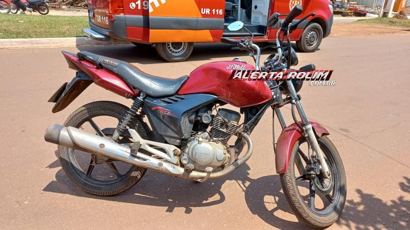 Motociclista atingiu traseira de carro após motorista frear para não bater em cachorro em Rolim de Moura Motociclista atingiu traseira de carro após motorista frear para não bater em cachorro em Rolim de Moura