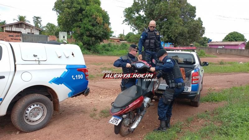 Polícia Militar recuperou Biz que foi roubada na madrugada de ontem em Rolim de Moura Polícia Militar recuperou Biz que foi roubada na madrugada de ontem em Rolim de Moura