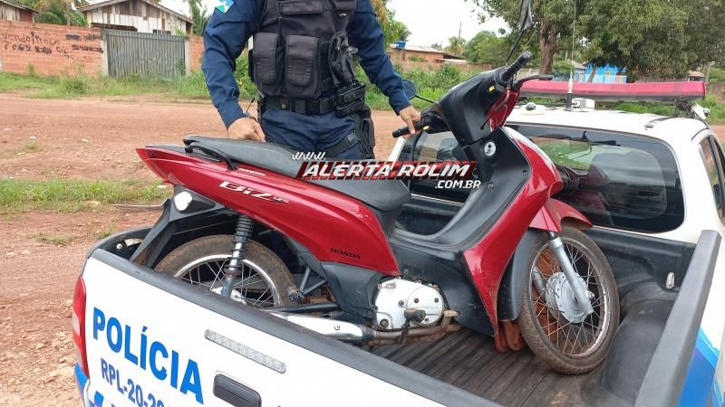 Polícia Militar recuperou Biz que foi roubada na madrugada de ontem em Rolim de Moura Polícia Militar recuperou Biz que foi roubada na madrugada de ontem em Rolim de Moura