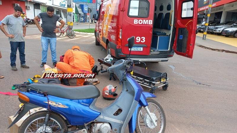 Primeiro acidente de trânsito do dia deixou idoso com suspeita de fratura em Rolim de Moura Primeiro acidente de trânsito do dia deixou idoso com suspeita de fratura em Rolim de Moura