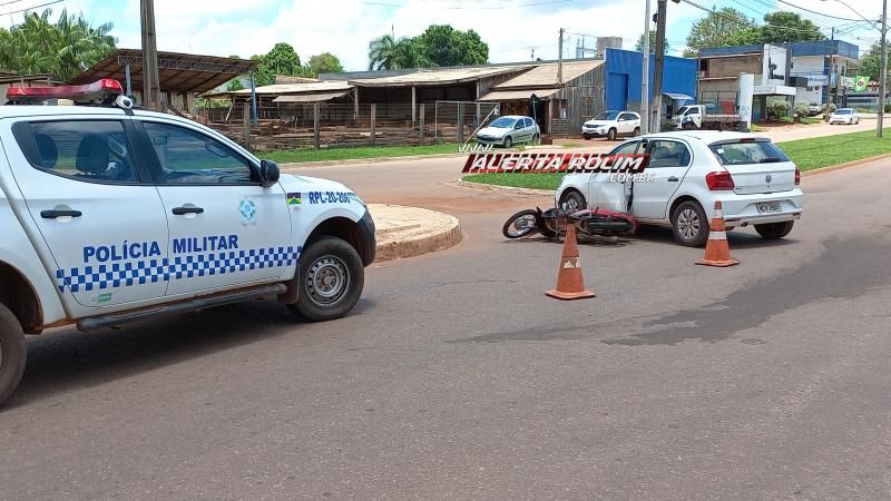 Segundo acidente do dia também envolveu carro e moto e deixou uma pessoa ferida em Rolim de Moura Segundo acidente do dia também envolveu carro e moto e deixou uma pessoa ferida em Rolim de Moura