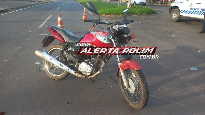 Acidente de trânsito envolvendo carro e moto deixou uma pessoa ferida nesta tarde em Rolim de Moura Acidente de trânsito envolvendo carro e moto deixou uma pessoa ferida nesta tarde em Rolim de Moura